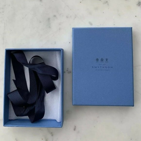 Nile Blue Smythson of Bond Street Box Gift Storage Paper Ribbon - Picture 1 of 1